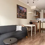 Peaceful Retreat By Bookinghost Appartement