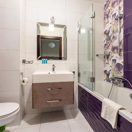 Peaceful Retreat By Bookinghost Gdaňsk