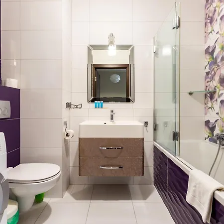 Peaceful Retreat By Bookinghost