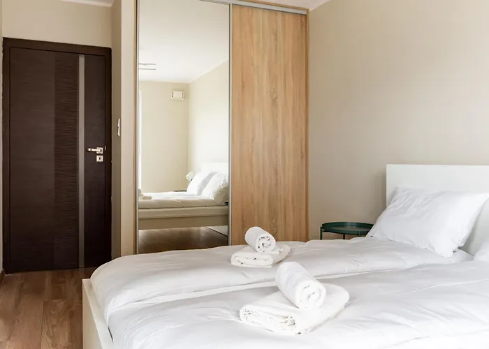 Peaceful Retreat By Bookinghost *